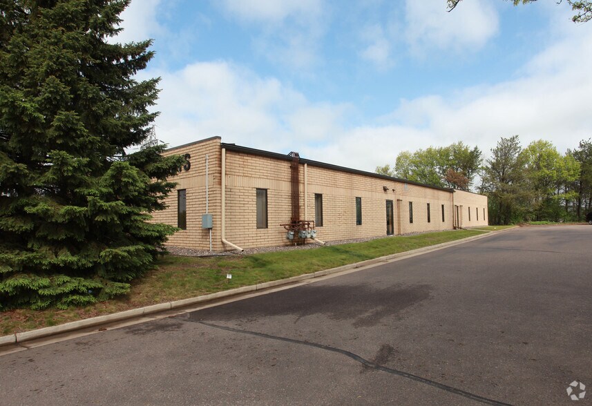 More Photos Of 1324 W Clairemont Ave, Eau Claire Office For Lease