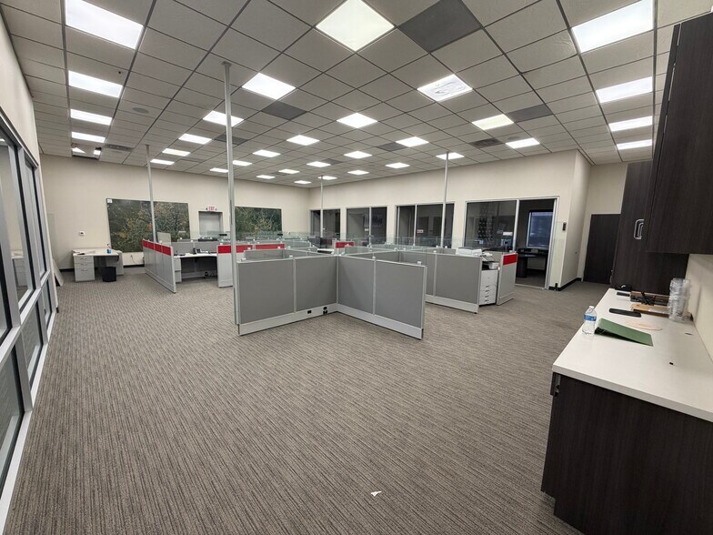 More Photos Of 4022 Louetta Rd, Spring Auto Dealership For Lease