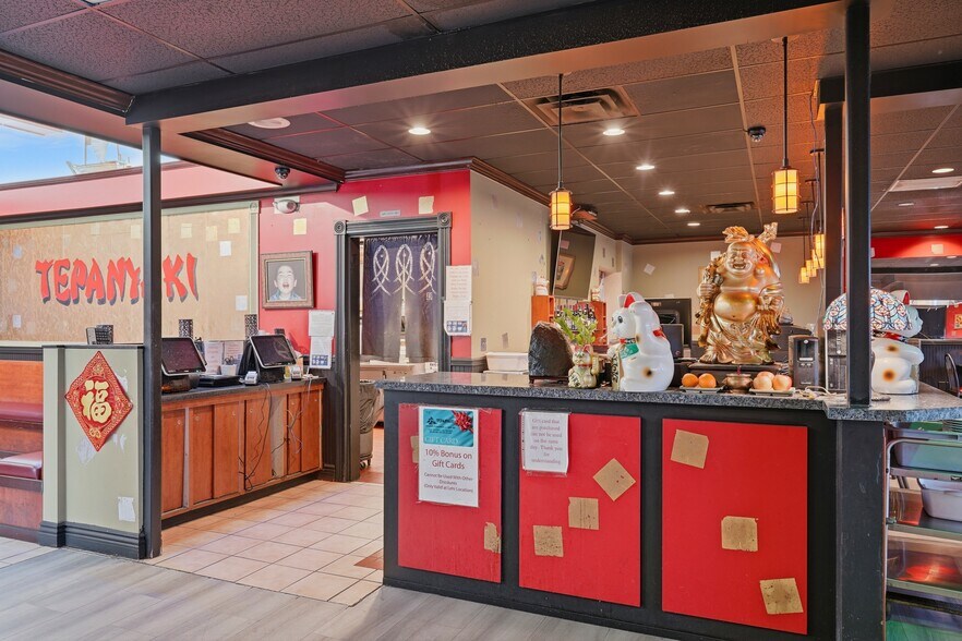 More Photos Of 72 N 850 E, Lehi Restaurant For Sale