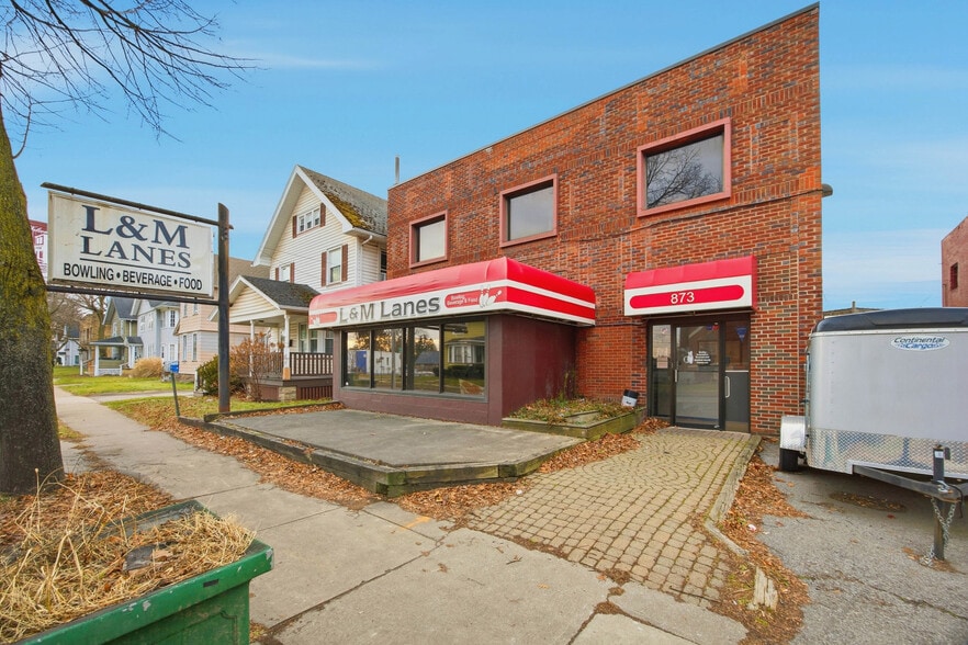 More Photos Of 873 Merchants Rd, Rochester Bowling Alley For Sale
