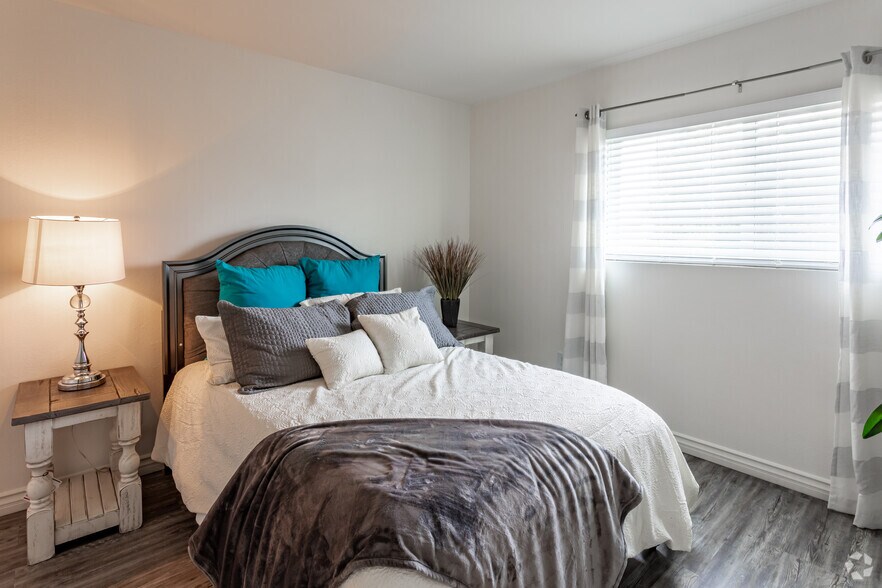 More Photos Of 3001 N 32nd St, Phoenix Apartments For Sale