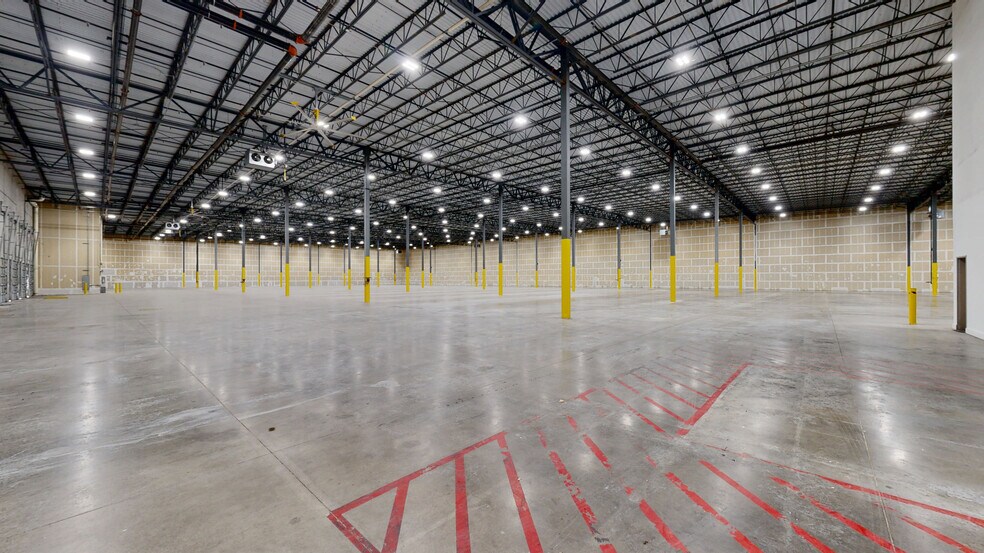 Primary Photo Of 15124 Grand River Rd, Fort Worth Distribution For Lease