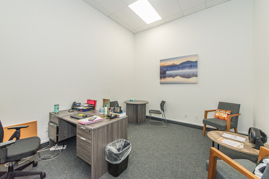 More Photos Of 83 Spring St, Newton Office For Sale