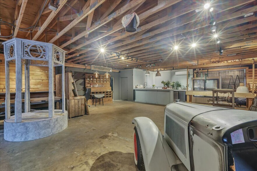 More Photos Of 23601 NE Wa-3, Belfair Freestanding For Sale
