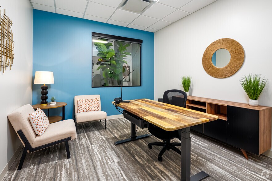 More Photos Of 4324 Mapleshade Ln, Plano Office For Lease