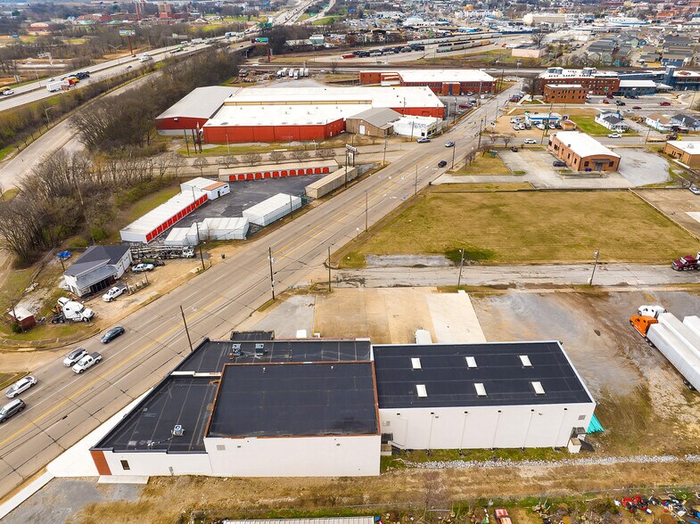 More Photos Of 2310 Rossville Ave, Chattanooga Distribution For Lease
