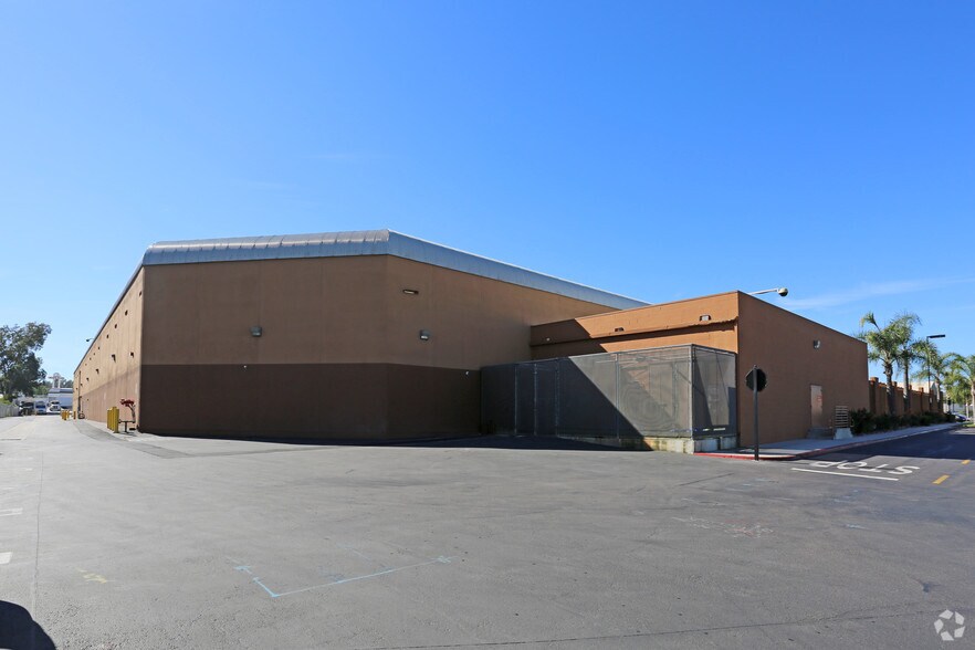 More Photos Of 1200-1290 Auto Park Way, Escondido Unknown For Lease