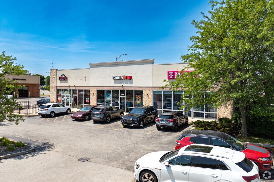 More Photos Of 17923-17927 Halsted St, Homewood Unknown For Lease