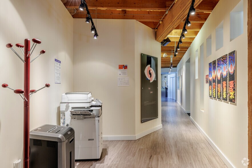 More Photos Of 1512-1514 Curtis St, Denver Loft Creative Space For Lease