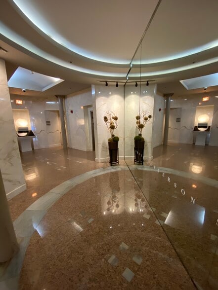 More Photos Of 216 S Jefferson St, Chicago Loft Creative Space For Sale