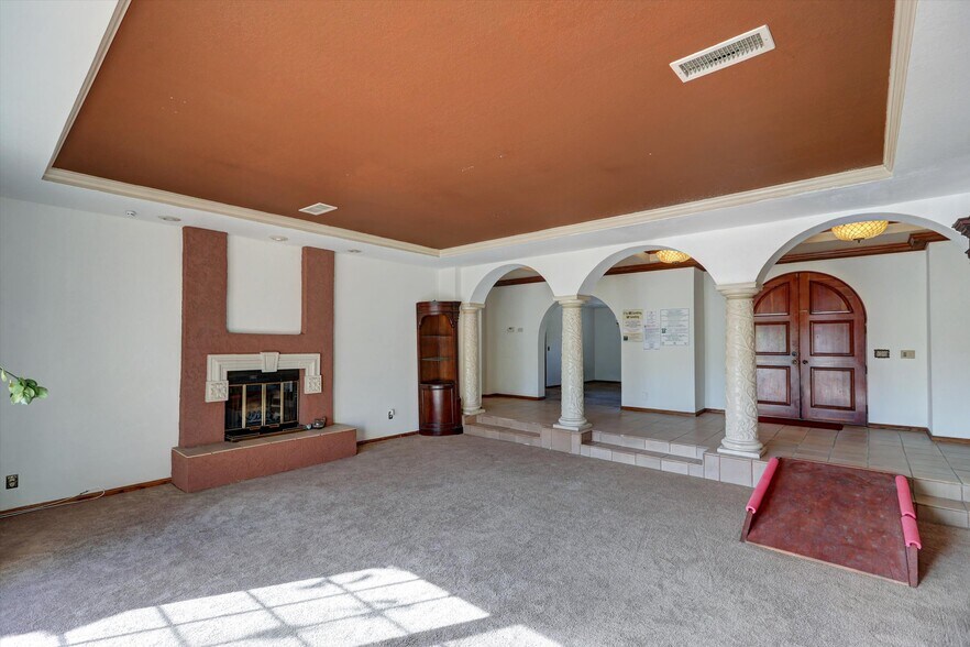 More Photos Of 784 Pomello Dr, Claremont Assisted Living For Lease