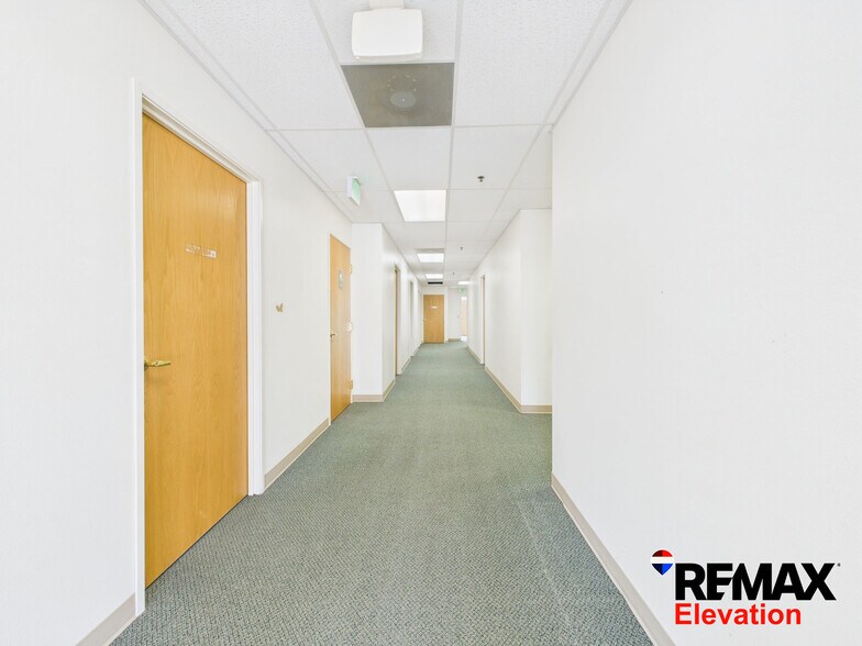 More Photos Of 156 N 6th St, Basin Office For Lease