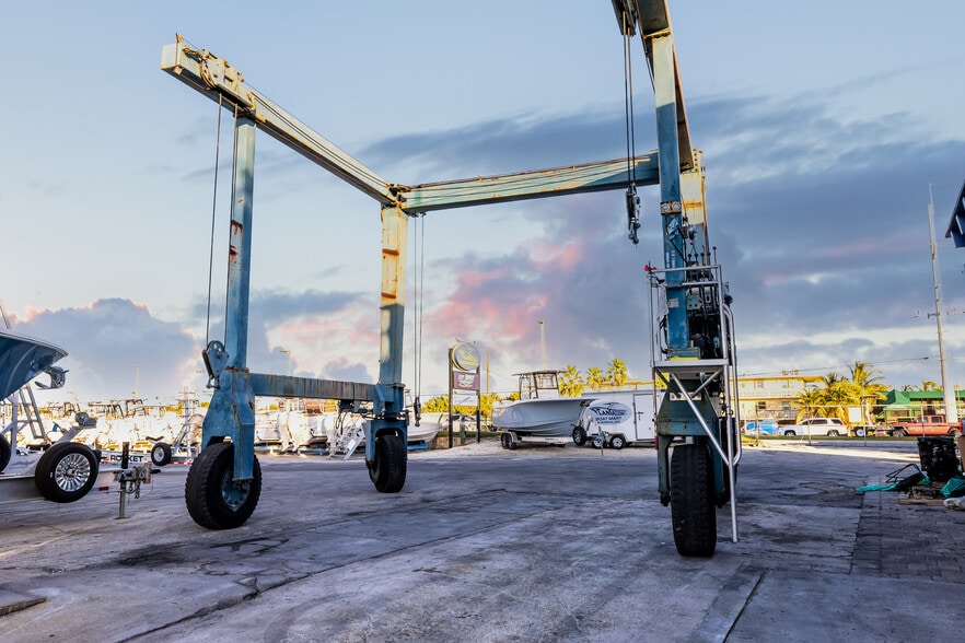 More Photos Of 90400 Overseas Hwy, Tavernier Marina For Sale