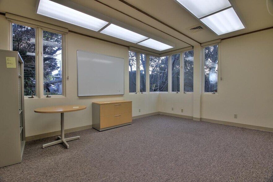 More Photos Of 400 Camino Aguajito, Monterey Office For Sale