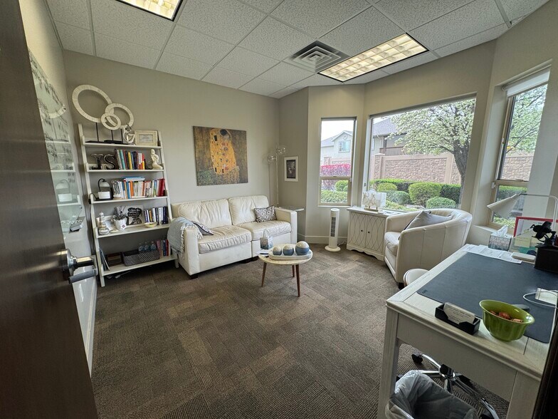 More Photos Of 197 N 290 W, Lindon Office Residential For Lease