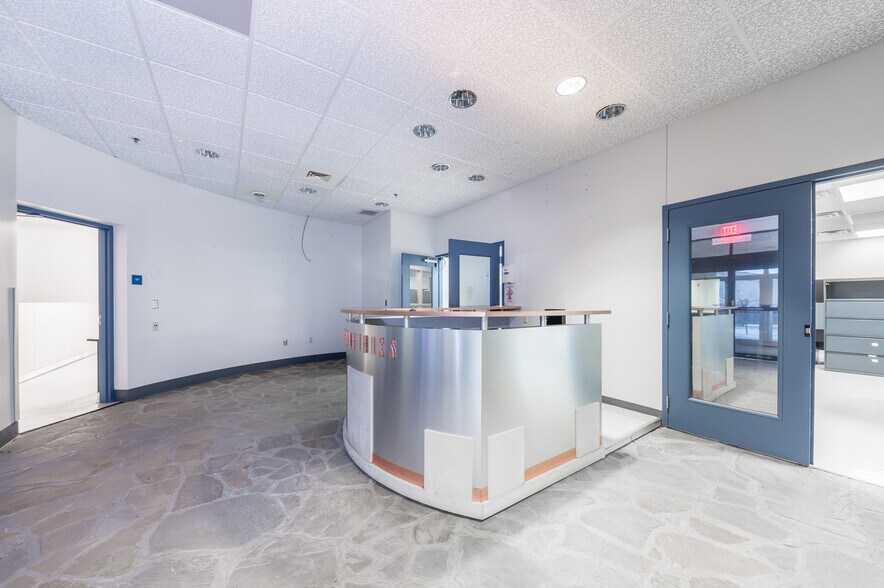 More Photos Of 347 W Main St, Clarksburg Office For Lease