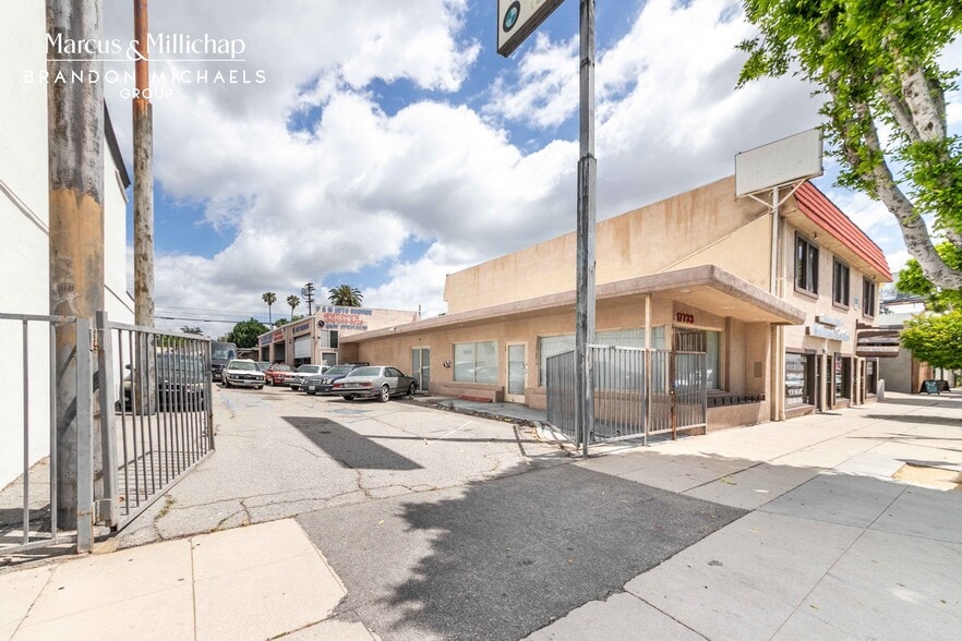 More Photos Of 17733 Chatsworth St, Granada Hills Auto Repair For Sale