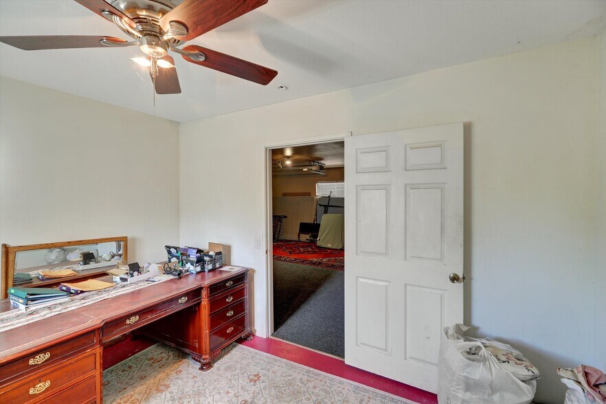 More Photos Of 784 Pomello Dr, Claremont Assisted Living For Lease