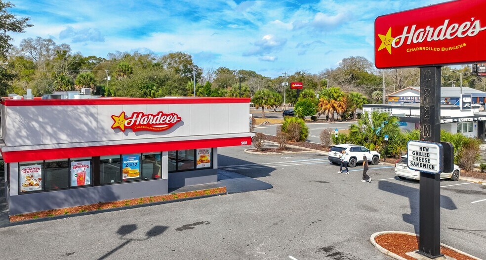 Primary Photo Of 908 NW Pine Ave, Ocala Restaurant For Sale
