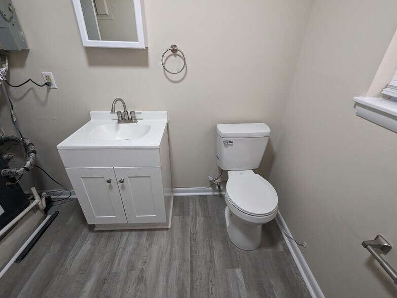 More Photos Of 1507 Tucker St, Greensboro Apartments For Sale