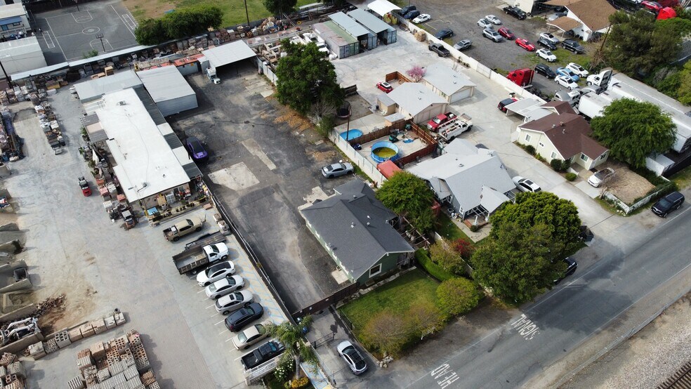 More Photos Of 9625 8th St, Rancho Cucamonga Contractor Storage Yard For Sale