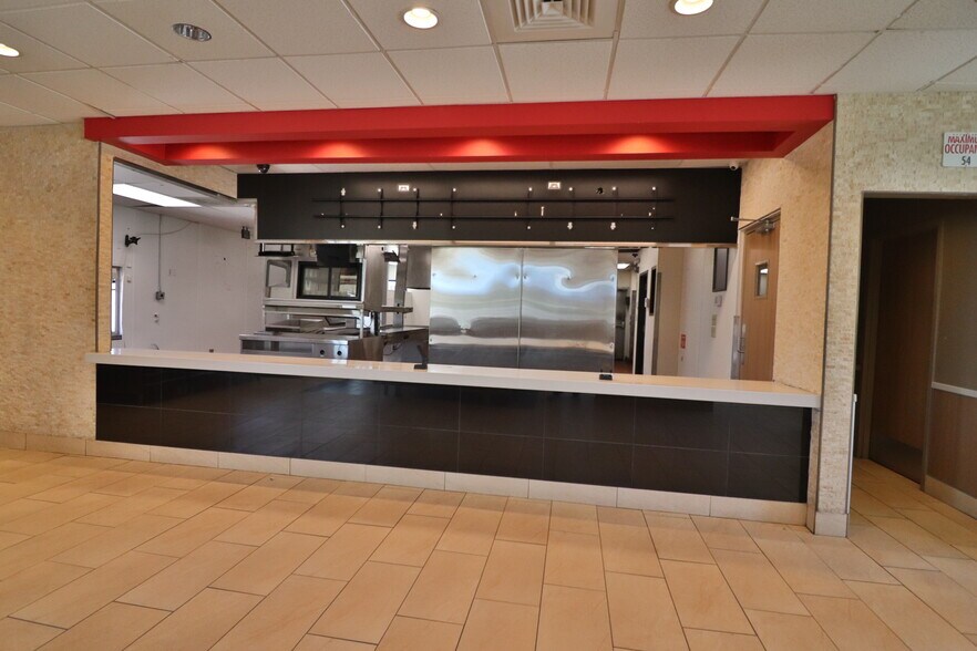 More Photos Of 1902 Mountain View Dr, Cody Fast Food For Sale
