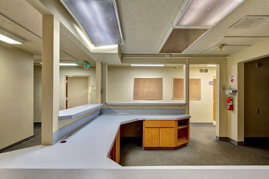 More Photos Of 18208 66th Ave NE, Kenmore Medical For Lease