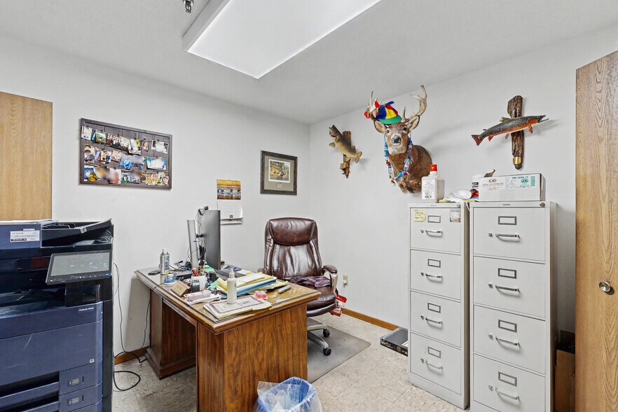 More Photos Of 777 Weaver Blvd, Wapello Industrial For Sale