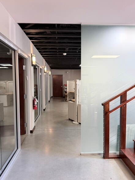 More Photos Of 70 Charlotte St, Asheville Freestanding For Lease
