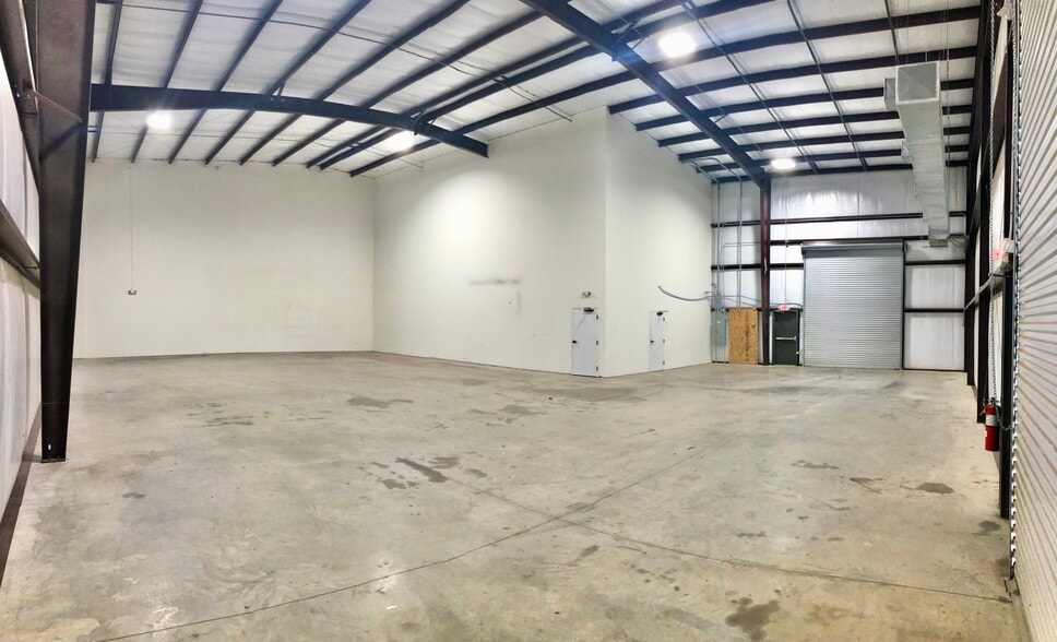 More Photos Of 2382 Pro Tec Way, Loganville Industrial For Lease