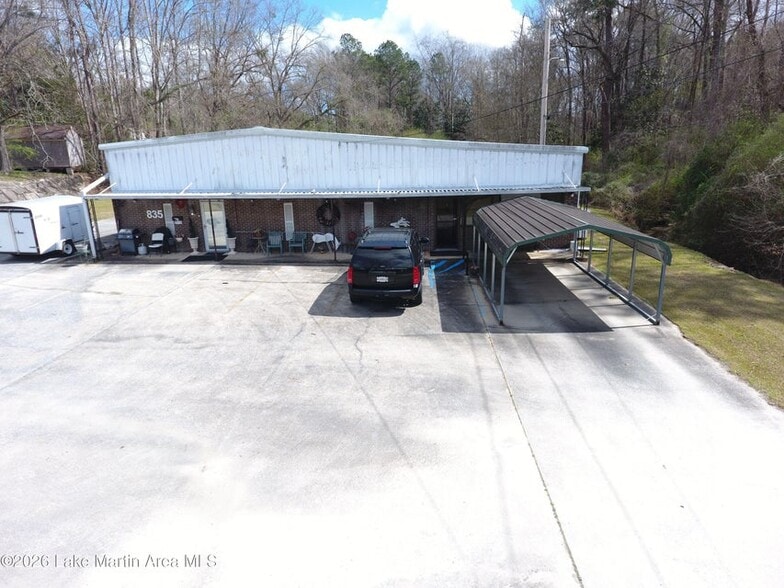 More Photos Of 835 Marshall St, Alexander City Specialty For Sale