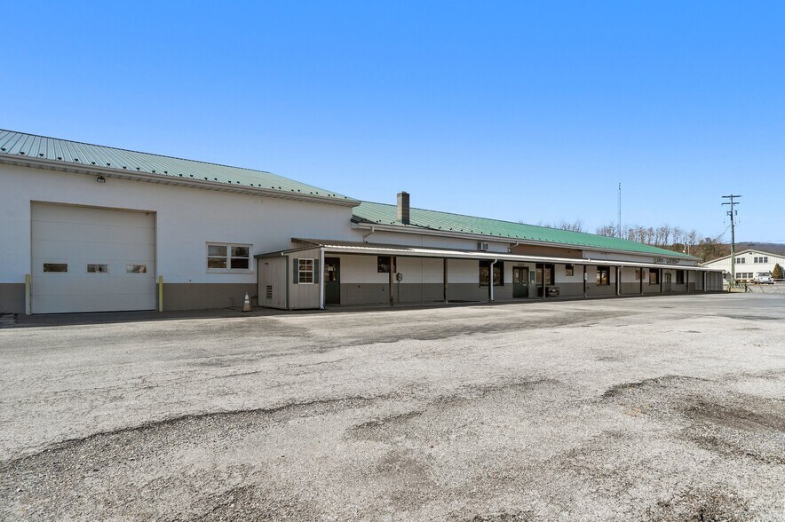 More Photos Of 12258 Buchanan Trl W, Mercersburg Flex For Lease