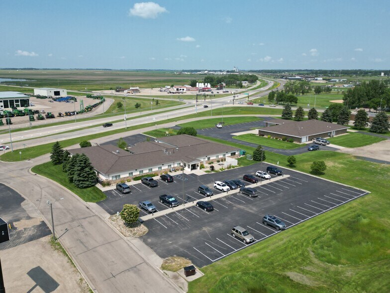 More Photos Of 503 Highway 2 W, Devils Lake Office For Lease