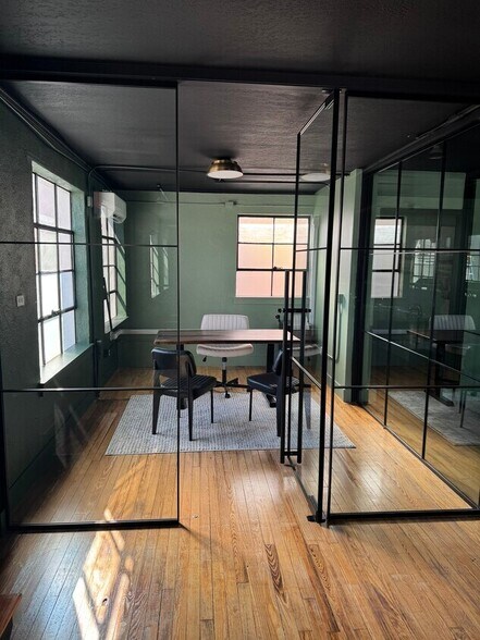 Primary Photo Of 103 S 2nd St, Leesburg Coworking Space