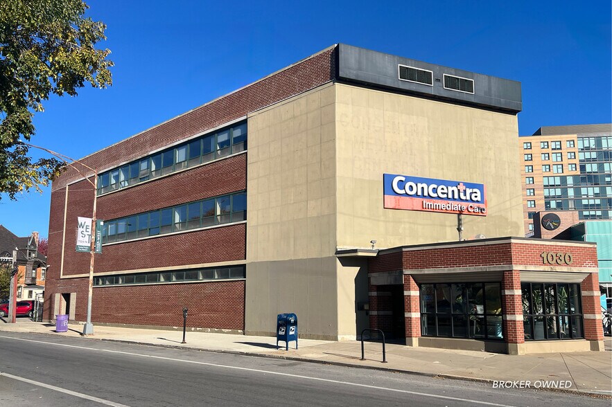 Primary Photo Of 1030 W Chicago Ave, Chicago Office For Sale