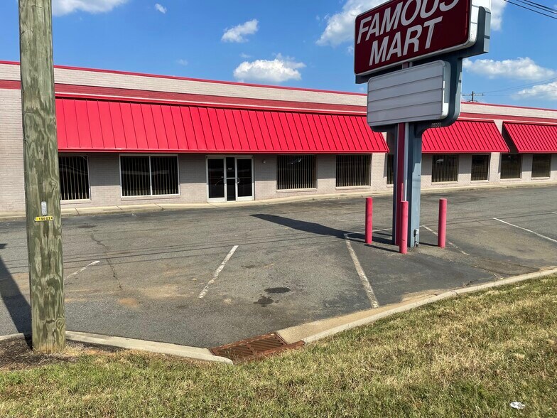 More Photos Of 6600 N Tryon St, Charlotte General Retail For Sale