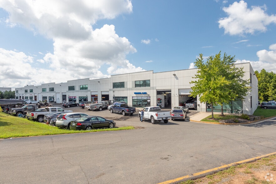 Primary Photo Of 23571 Pebble Run Pl, Sterling Light Manufacturing For Lease