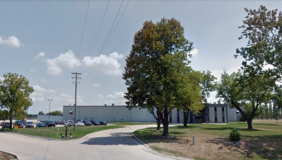 More Photos Of 2068 303rd Ave, Fort Madison Manufacturing For Lease