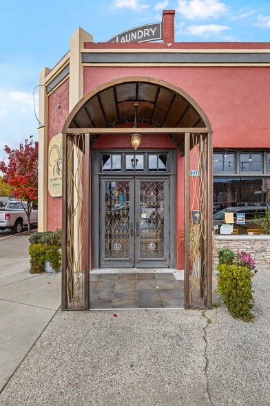 More Photos Of 234 SW 5th St, Grants Pass Restaurant For Sale