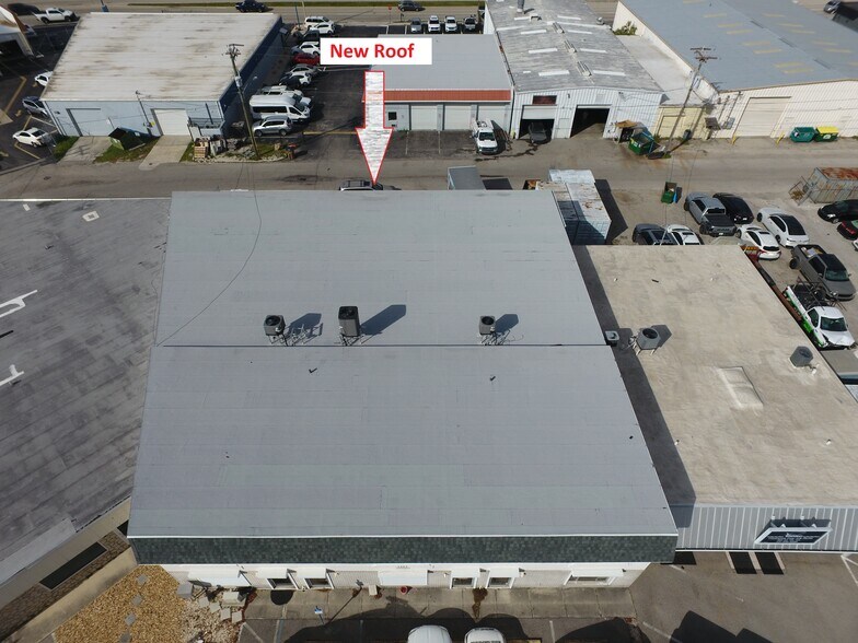 More Photos Of 1203 SE 9th Ter, Cape Coral Light Distribution For Lease