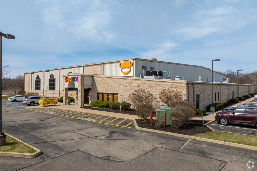 Primary Photo Of 1526 Deer Run Dr, Mishawaka Amusement Park For Sale