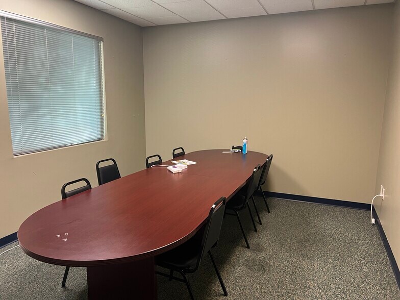 More Photos Of 1806 33rd St, Orlando Office For Lease