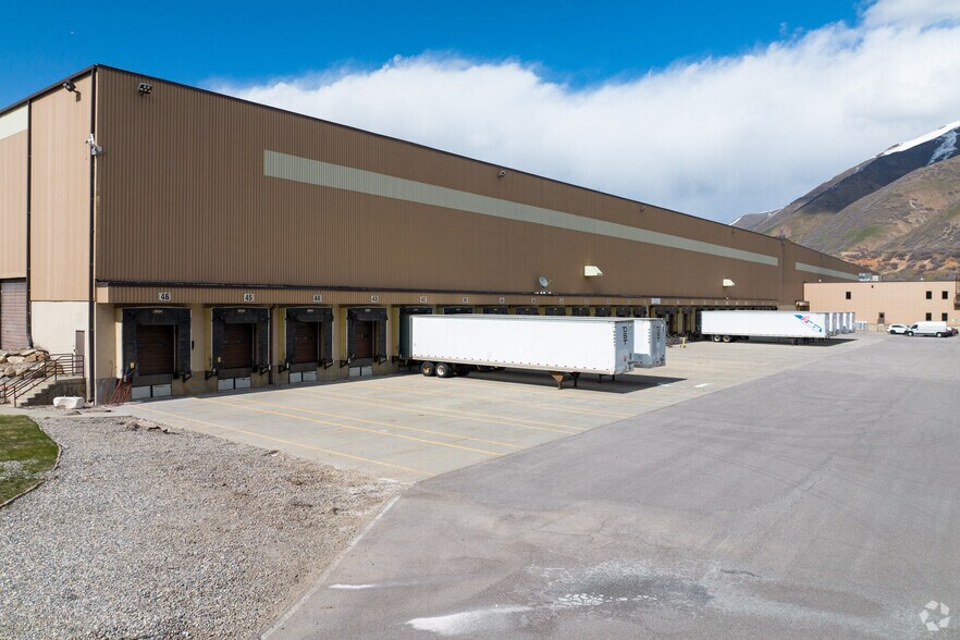 More Photos Of 4000 E Highway 6, Spanish Fork Distribution For Lease