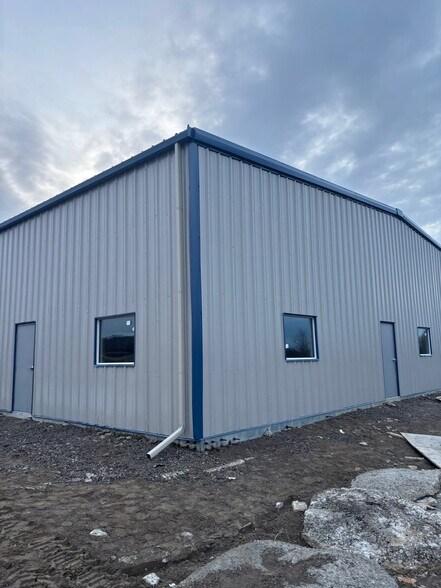More Photos Of 94 Sharp Rd, Brighton Manufacturing For Sale