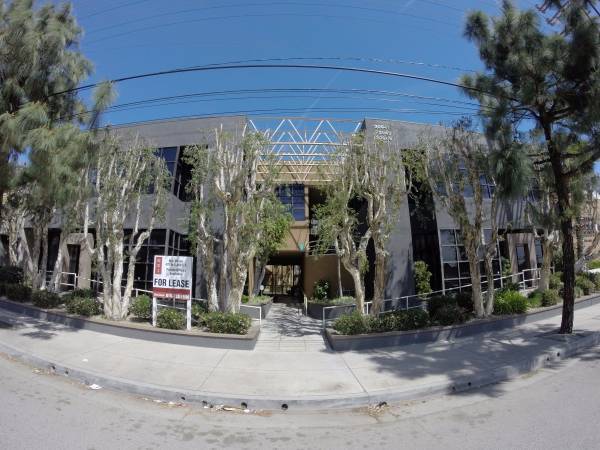 More Photos Of 20941-20945 Devonshire St, Chatsworth Medical For Lease