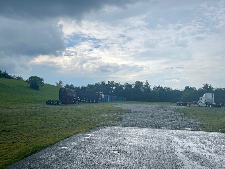 More Photos Of 7675 W Andrew Johnson Hwy, Mosheim Land For Lease