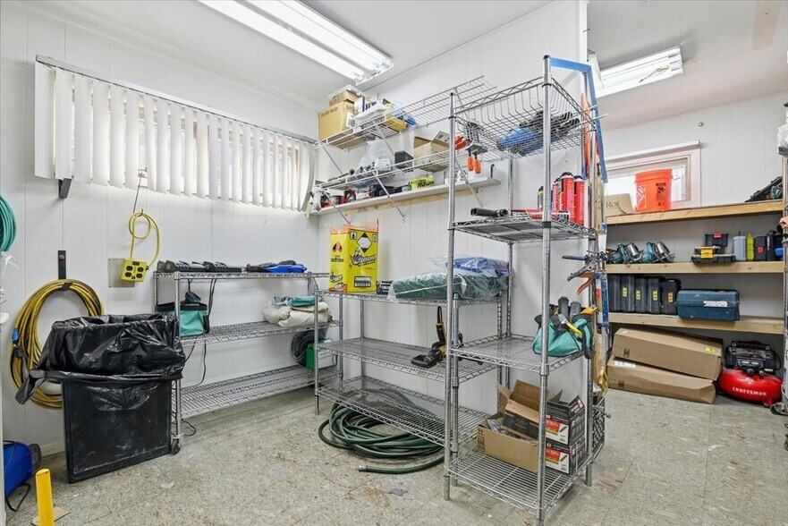 More Photos Of 647 Route 739, Lords Valley Office For Sale