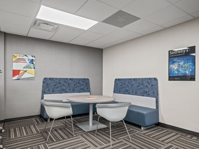 More Photos Of 18000 Mack Ave, Grosse Pointe Park Office Residential For Lease