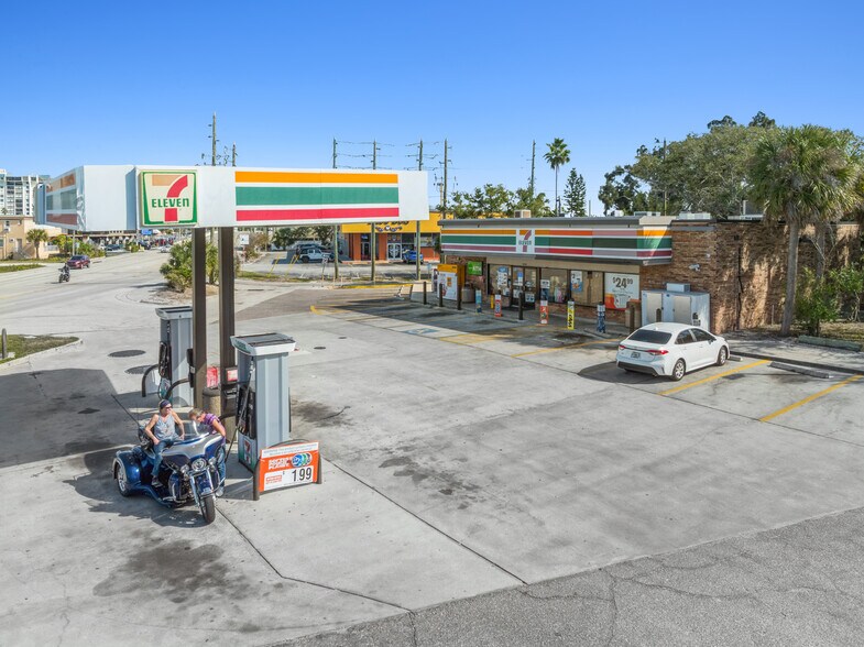 More Photos Of 9695 Gulf Blvd, Treasure Island Service Station For Sale