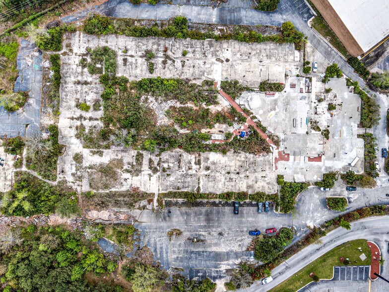 More Photos Of 7422, Columbia Land For Sale